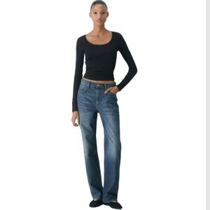 Aritzia Sunday Best Homestretch Scoopneck Longsleeve